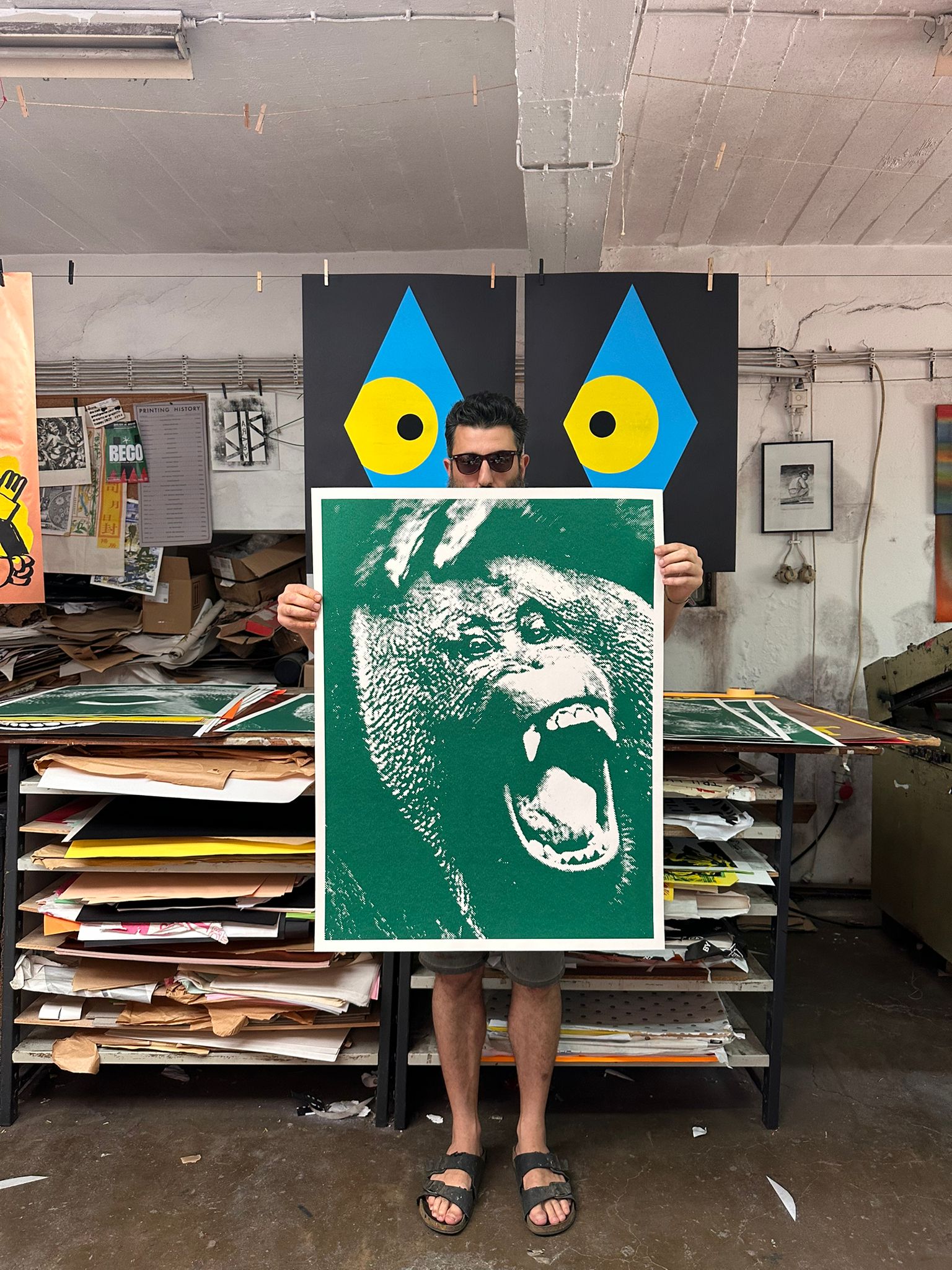 MONKEY 2 - Officina Arara - FORGET ABOUT WHITE WALLS