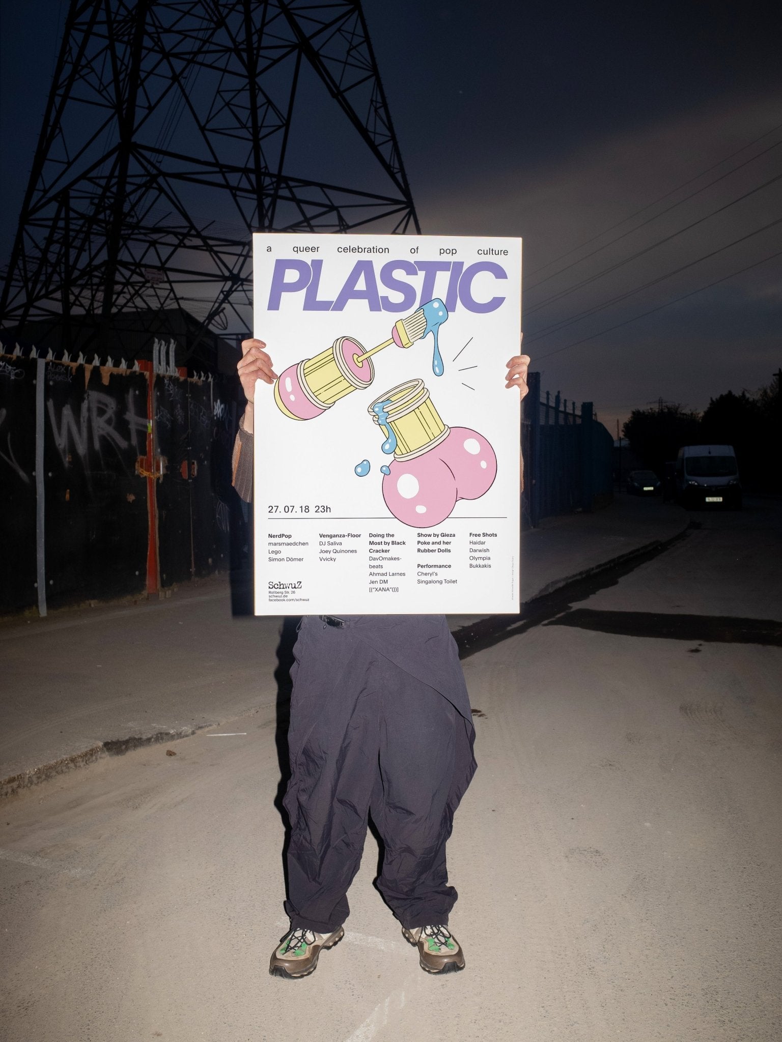 Plastic II - Benedikt Ruger - FORGET ABOUT WHITE WALLS