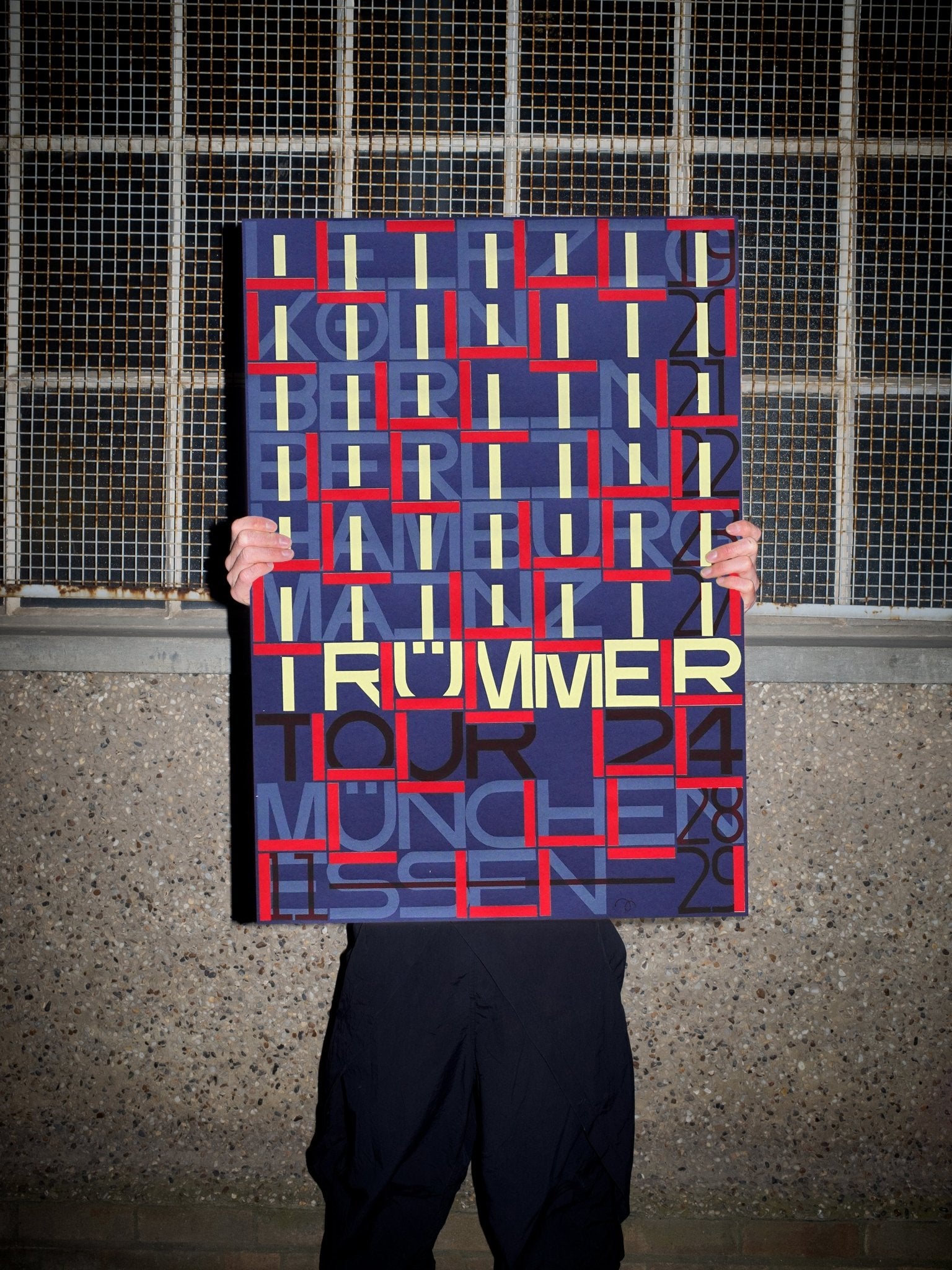 Trümmer - Falk Schwalbe - FORGET ABOUT WHITE WALLS