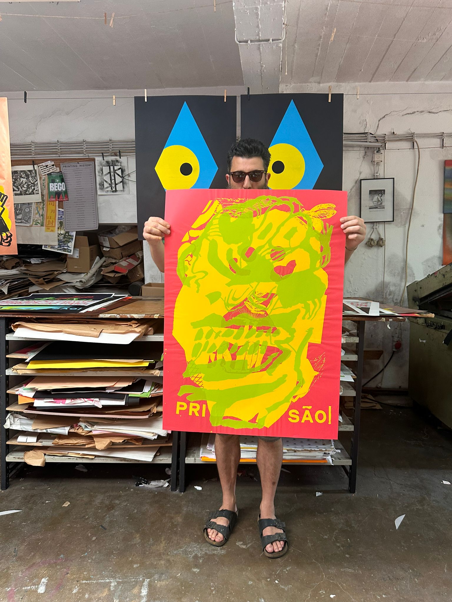 VASJA LEBARIC - PRISÃO - Officina Arara - FORGET ABOUT WHITE WALLS