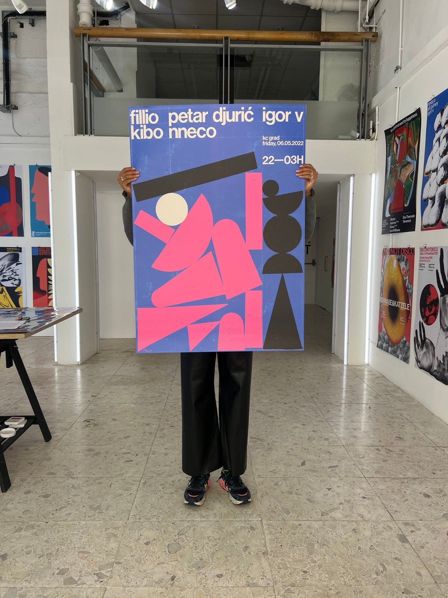 KC GRAD - F.A.W.W Gallery - FORGET ABOUT WHITE WALLS