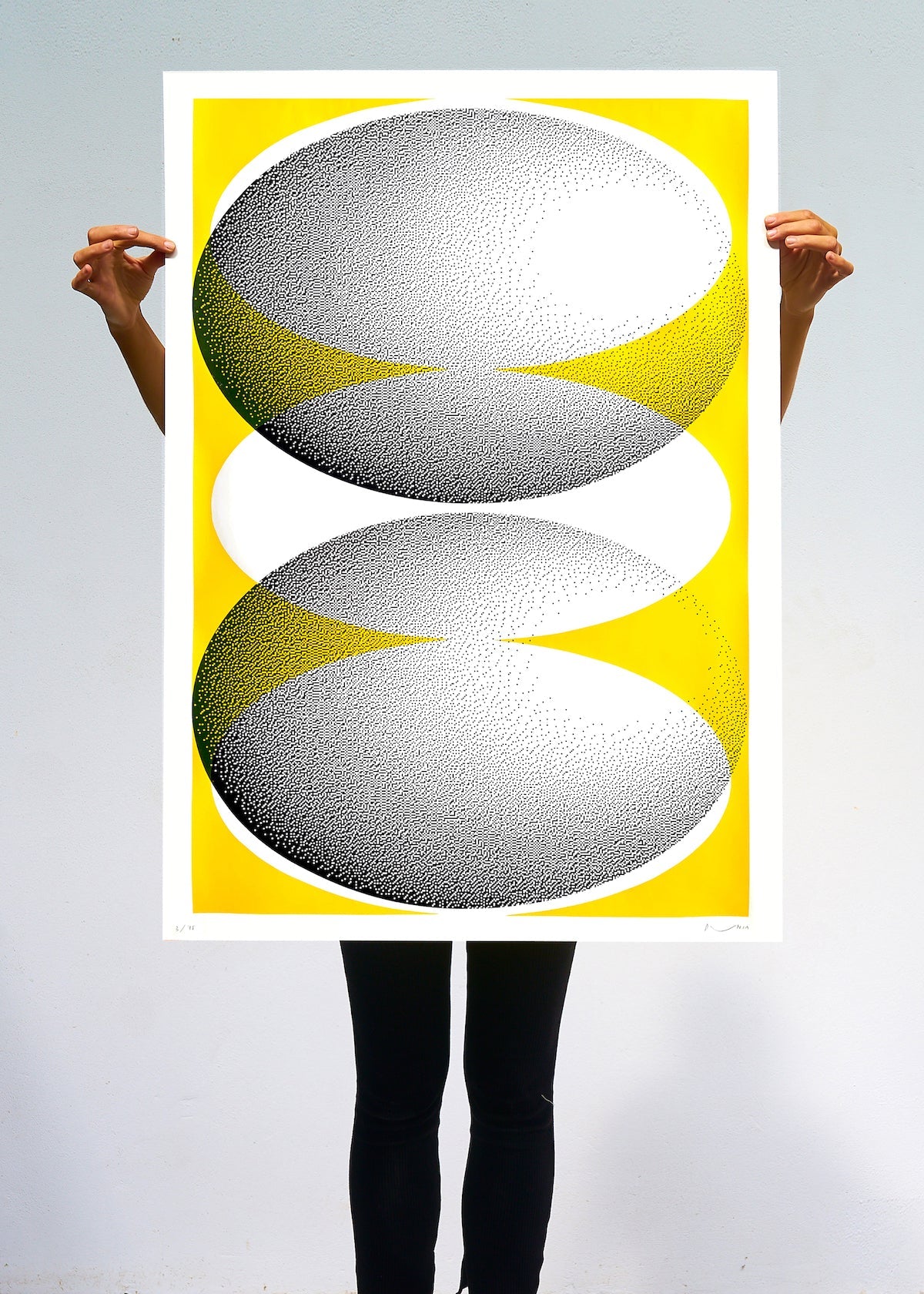 Ovals on Oval - Dunja Jankovic - FORGET ABOUT WHITE WALLS