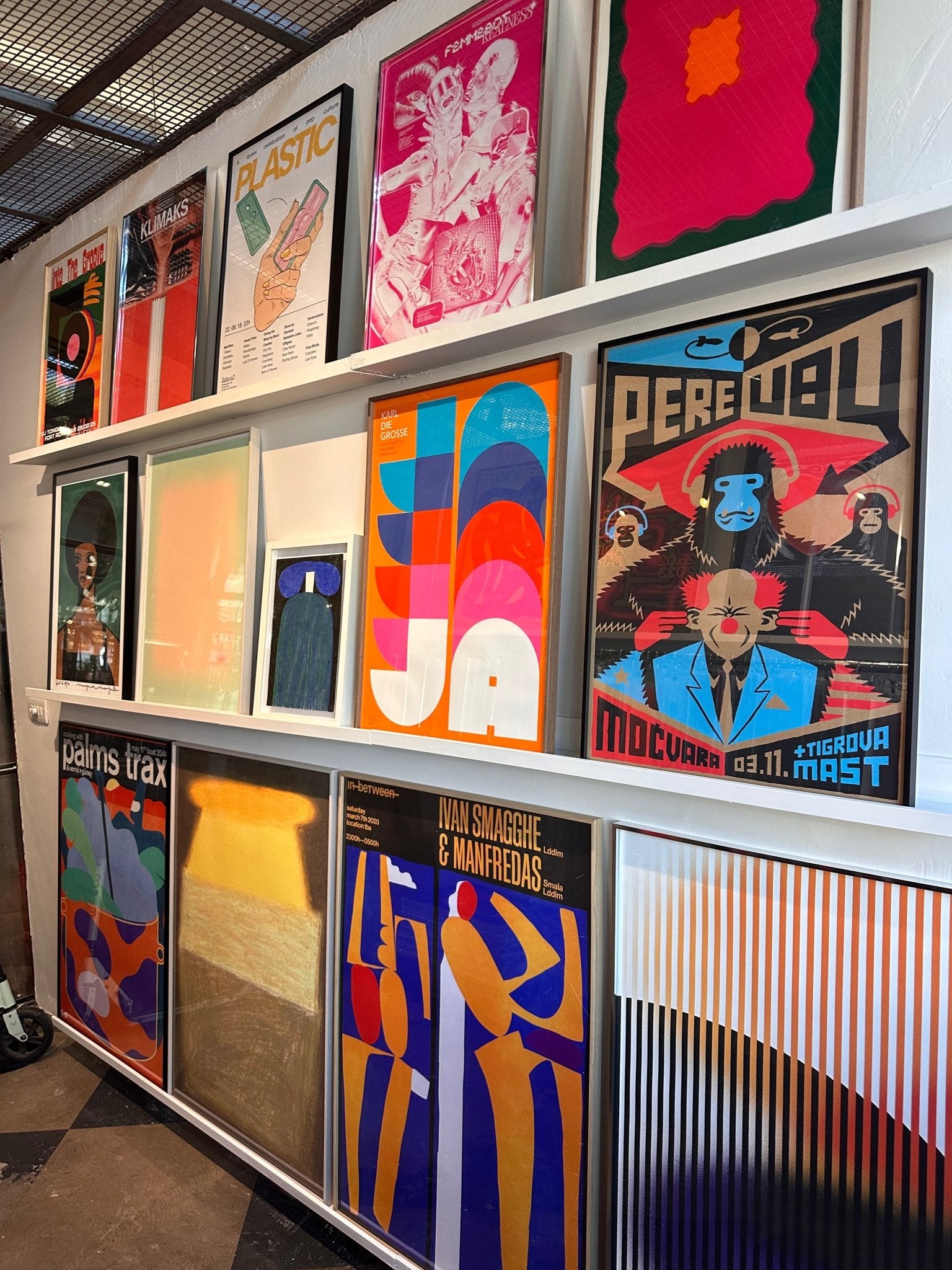 Time For A Change - Forget About White Walls