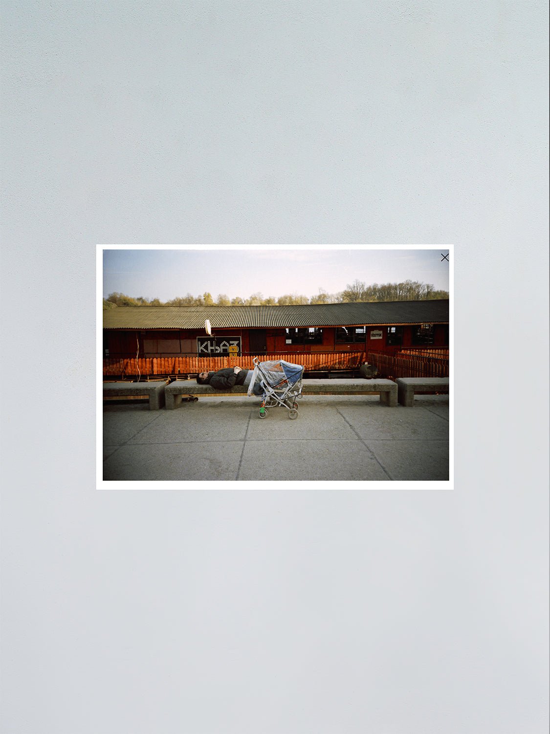 Untitled - F.A.W.W Gallery - Forget About White Walls